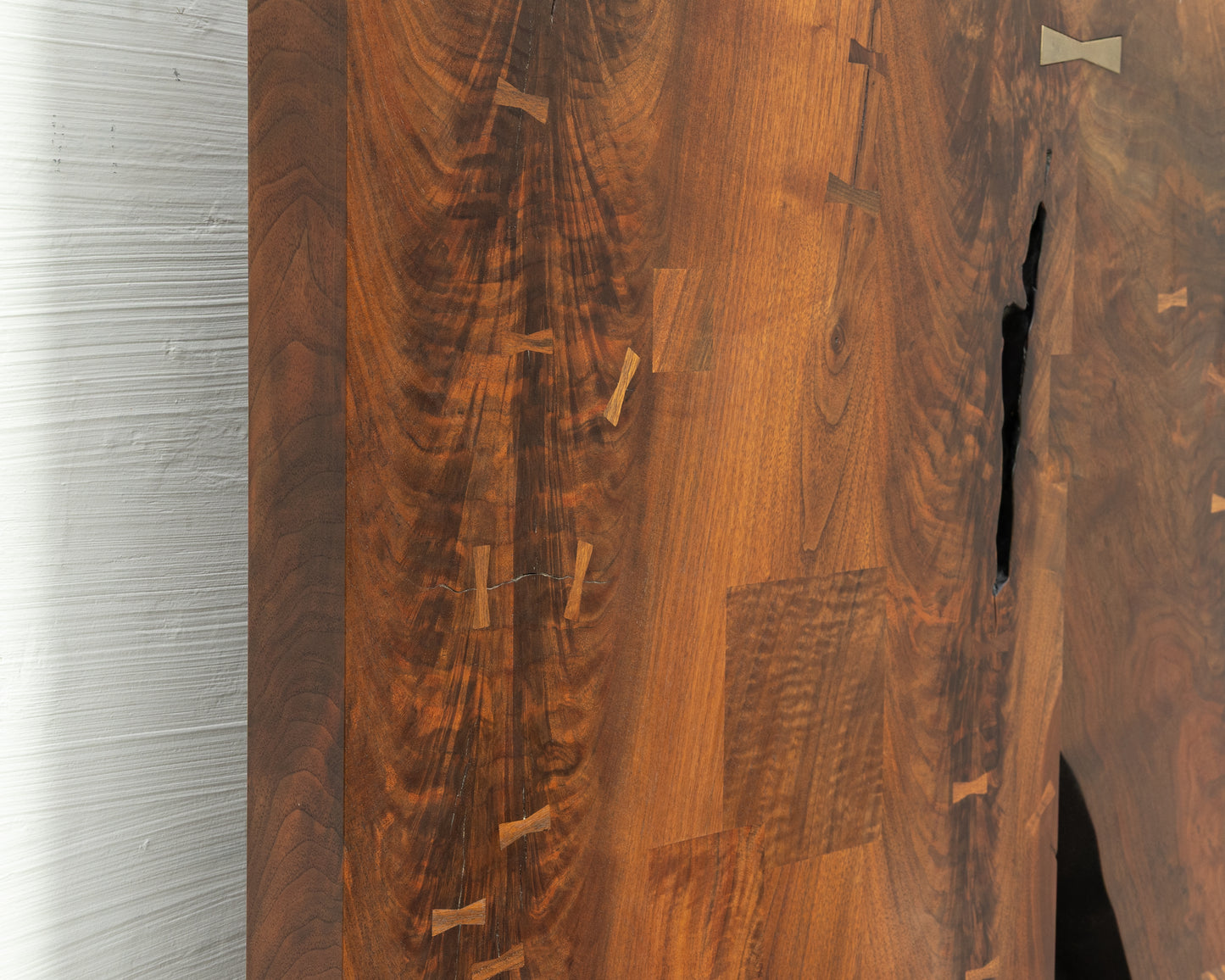 VERTICAL SLAB BED - TWIN, CLARO WALNUT