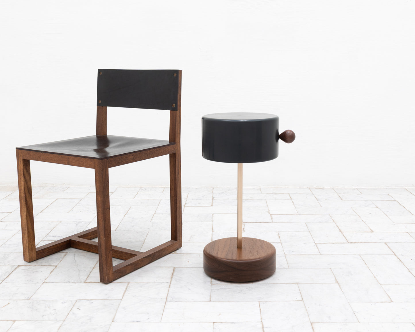 HUBEY SIDE TABLE (ED. 4/6)