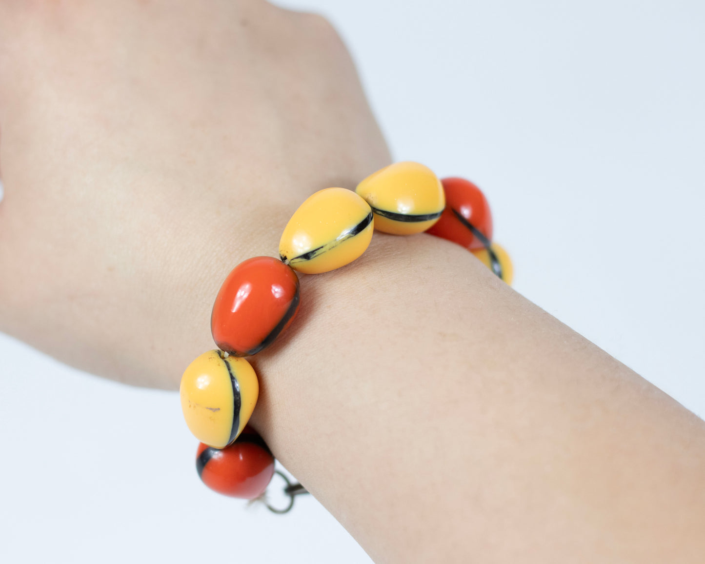 VINTAGE BAKELITE BEADED BRACELET - 1930S-40S
