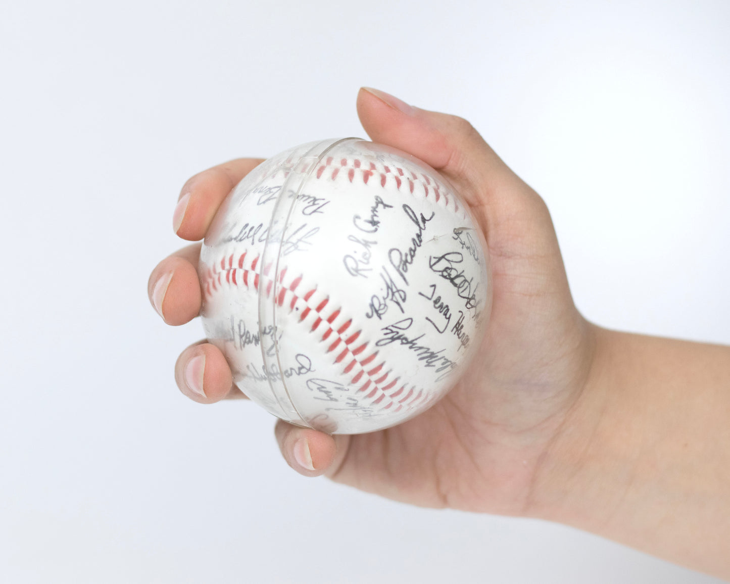VINTAGE 1980S ATLANTA BRAVES SOUVENIR BASEBALL