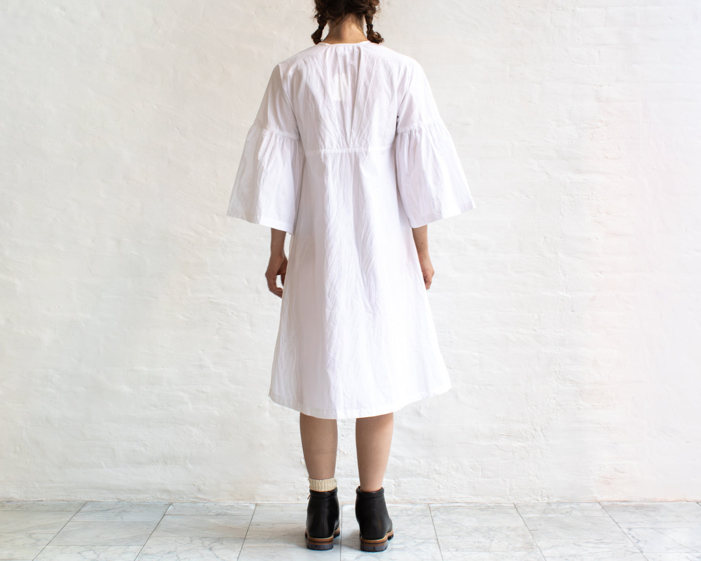 FULL BUTTON BELL SLEEVE DRESS IN WHITE