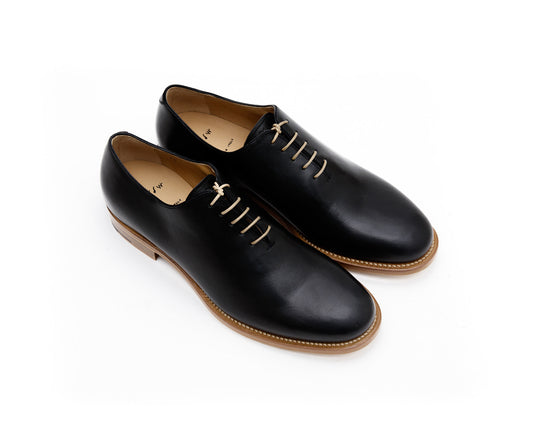 MEN'S LEATHER SHOES IN NERO