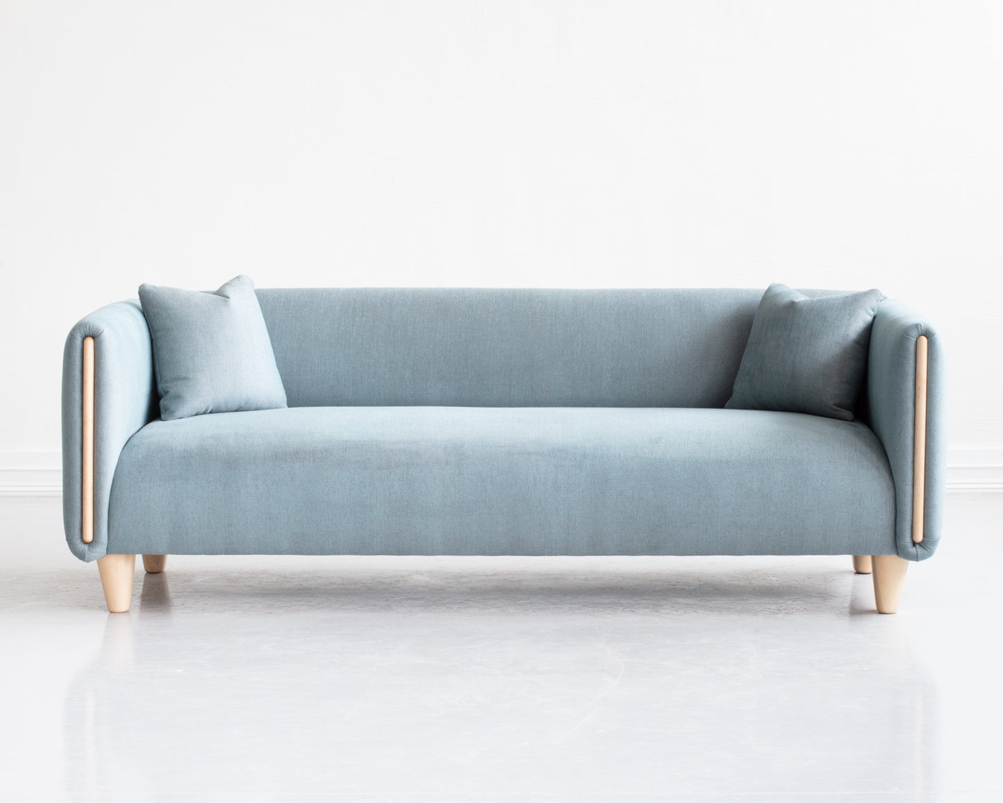 NOBOL SOFA - 7'L, BDDW FABRIC #442, NATURAL MAPLE FEET