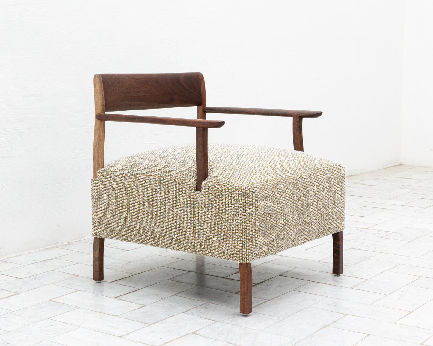 BERIN CLUB CHAIR - BDDW FABRIC #414, CLARO WALNUT