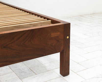 VERTICAL SLAB BED - TWIN, CLARO WALNUT