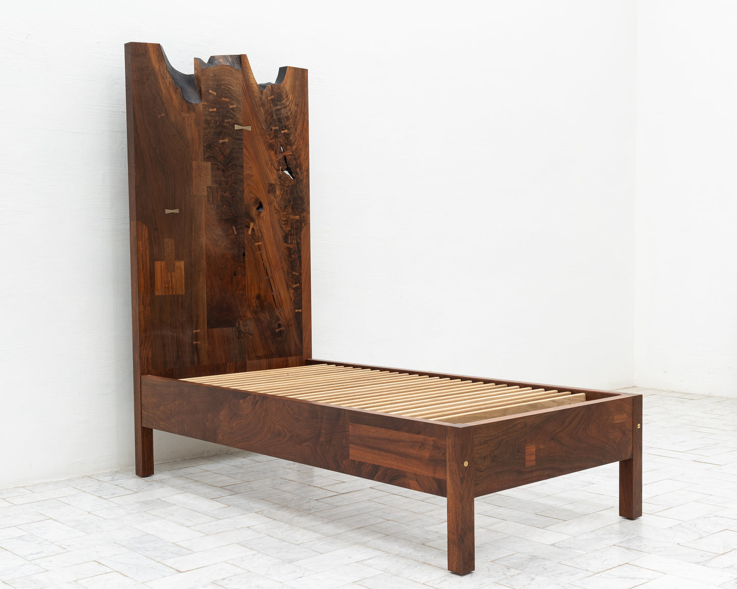 VERTICAL SLAB BED - TWIN, CLARO WALNUT