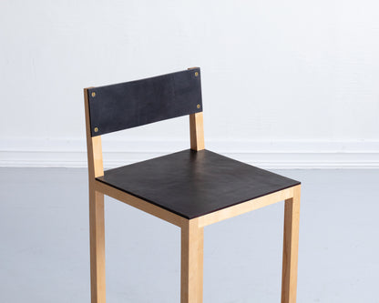 SQUARE GUEST COUNTER STOOL - NATURAL MAPLE, DARK MULLED LEATHER