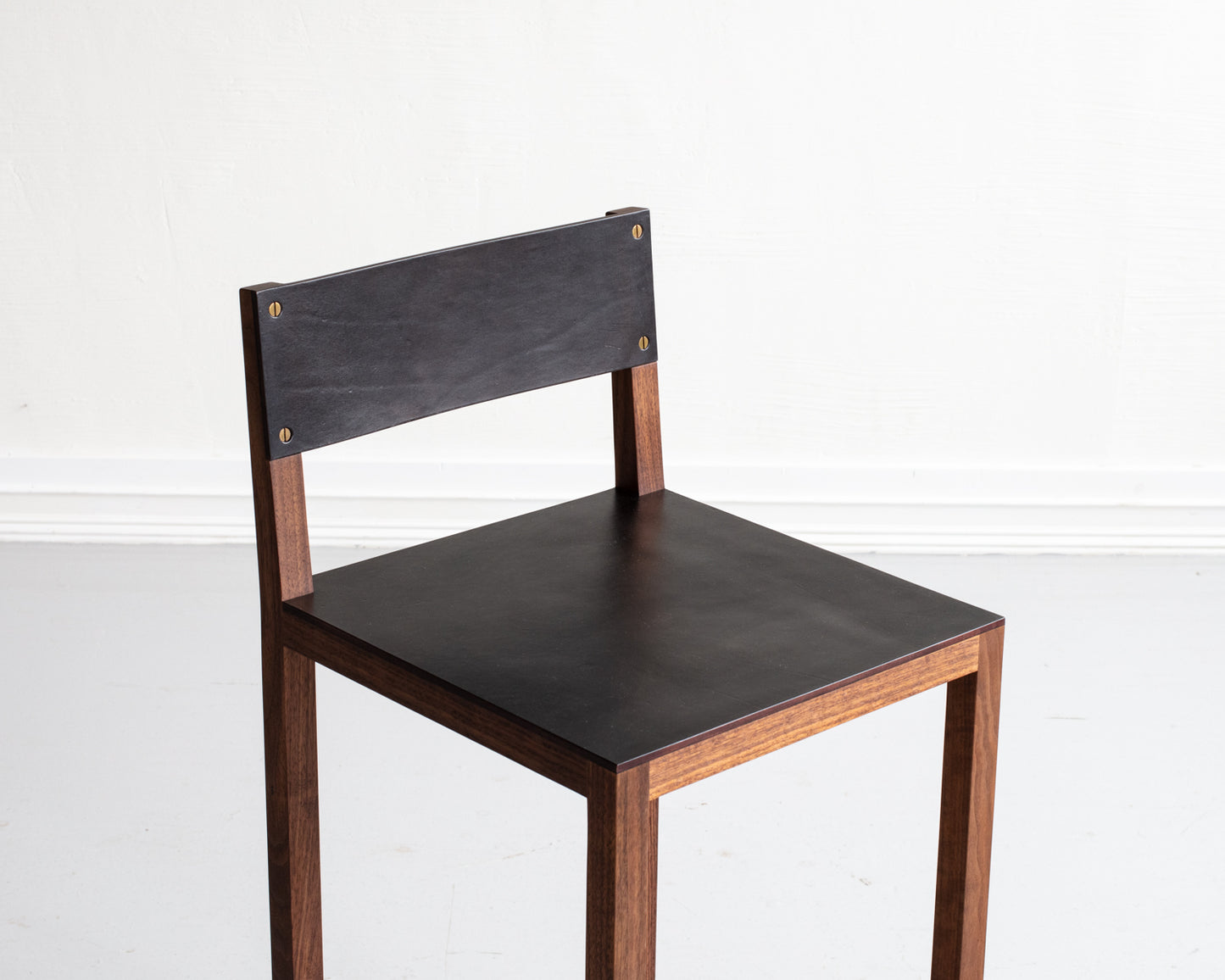 SQUARE GUEST BAR STOOL - BLACK WALNUT, DARK MULLED LEATHER