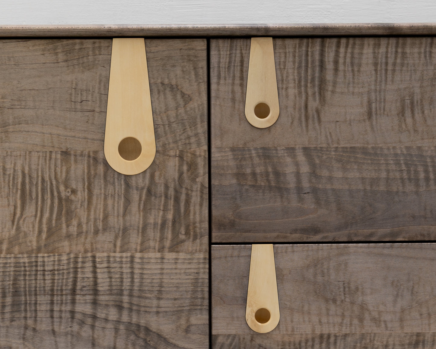 CAYESS CREDENZA - 95" L, OXIDIZED OIL TIGER MAPLE EXTERIOR AND FACES, HOLLY PULLS