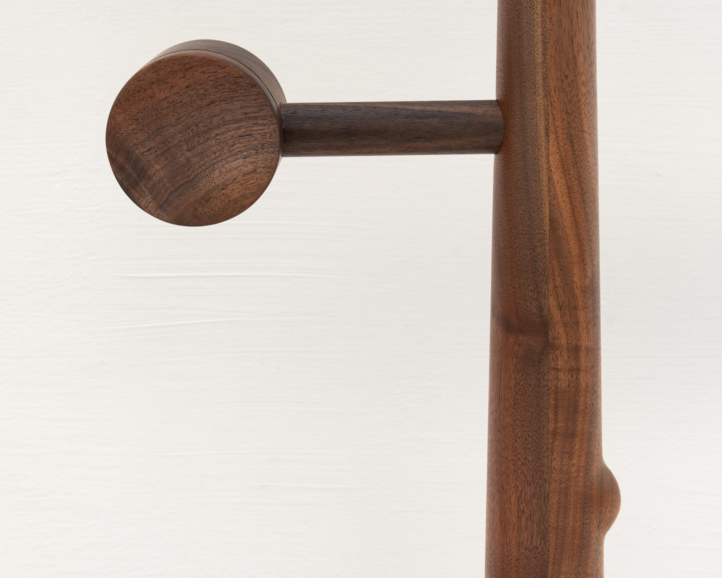 DIMNER FLOOR LAMP - CLARO WALNUT