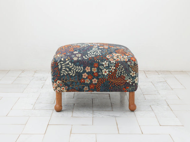 MABEL OTTOMAN - 24", BDDW FABRIC #324, CHERRY FEET