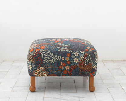 MABEL OTTOMAN - 24", BDDW FABRIC #324, CHERRY FEET
