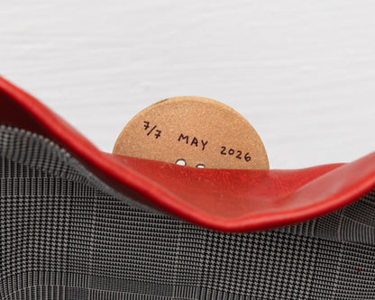 LEATHER PURSE WITH CERAMIC BUTTON (ED. 7/7)