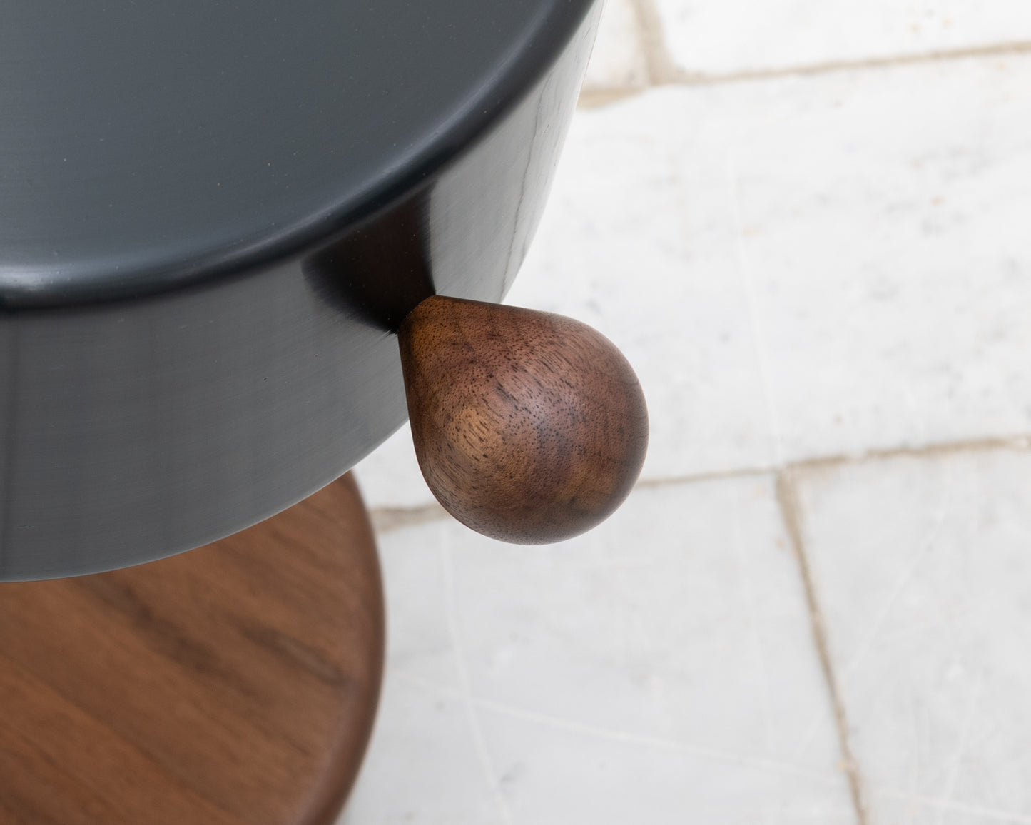 HUBEY SIDE TABLE (ED. 2/6)