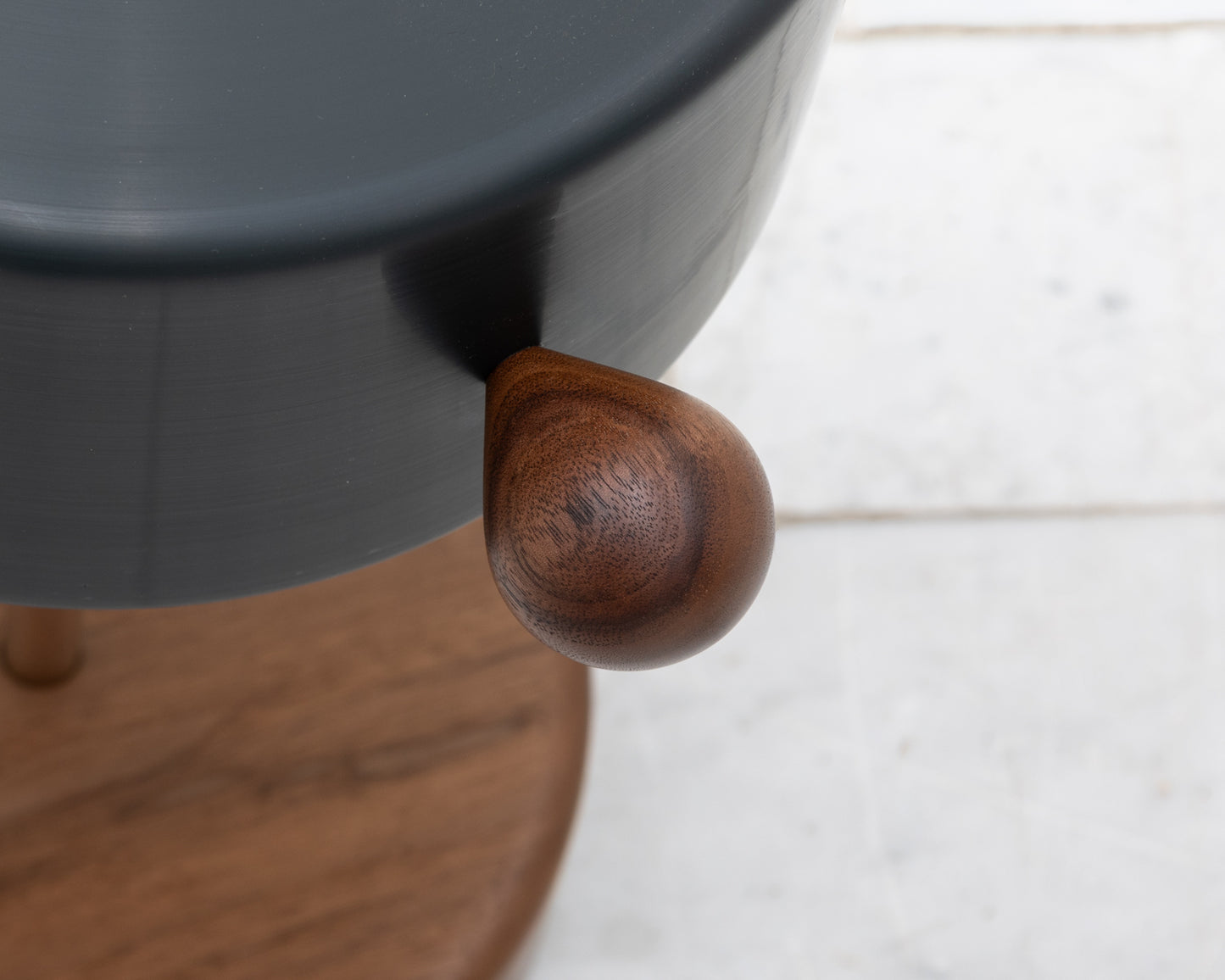 HUBEY SIDE TABLE (ED. 3/6)