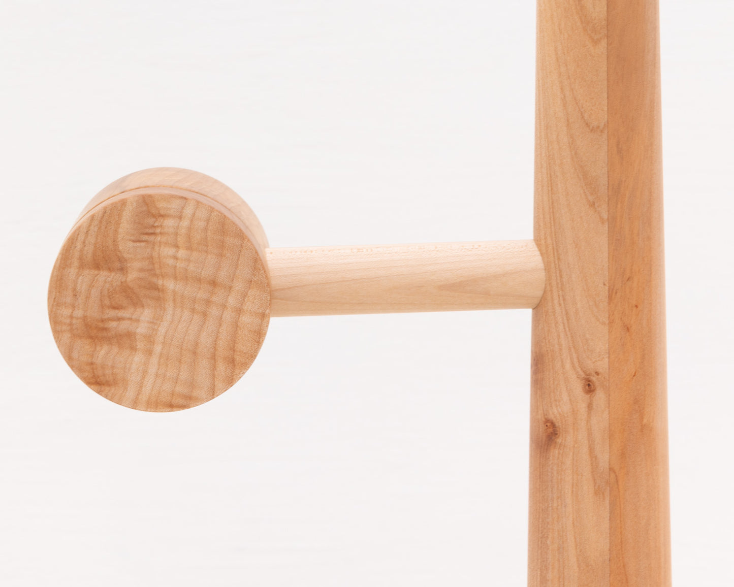 DIMNER FLOOR LAMP - NATURAL MAPLE