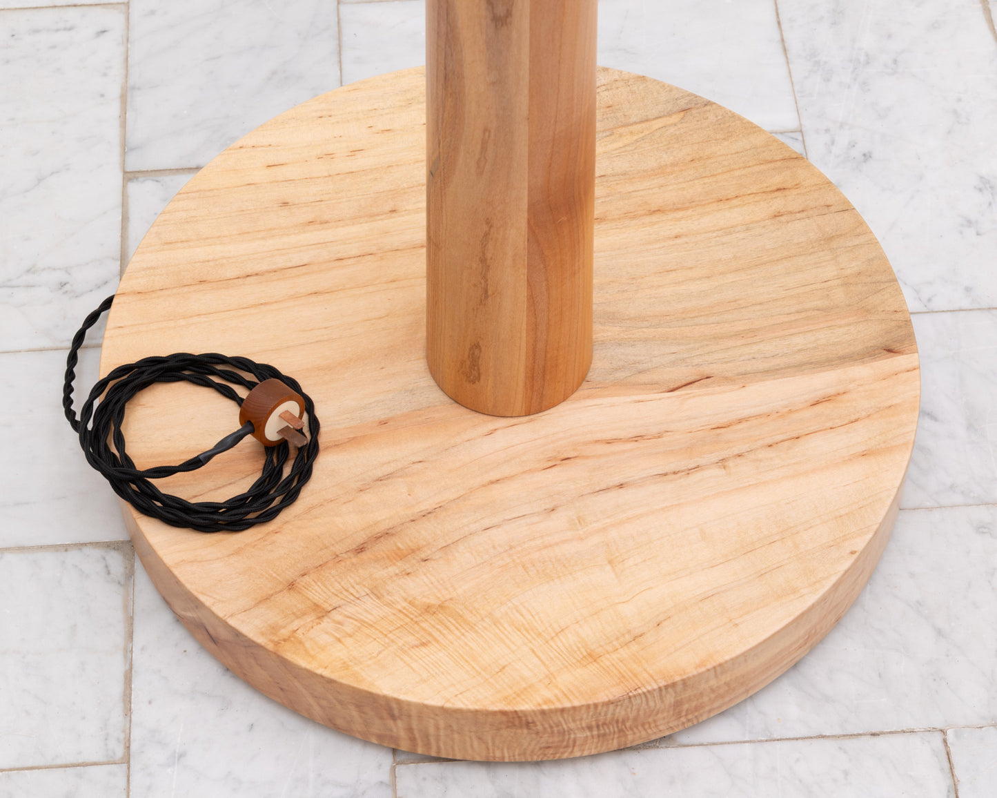 DIMNER FLOOR LAMP - NATURAL MAPLE