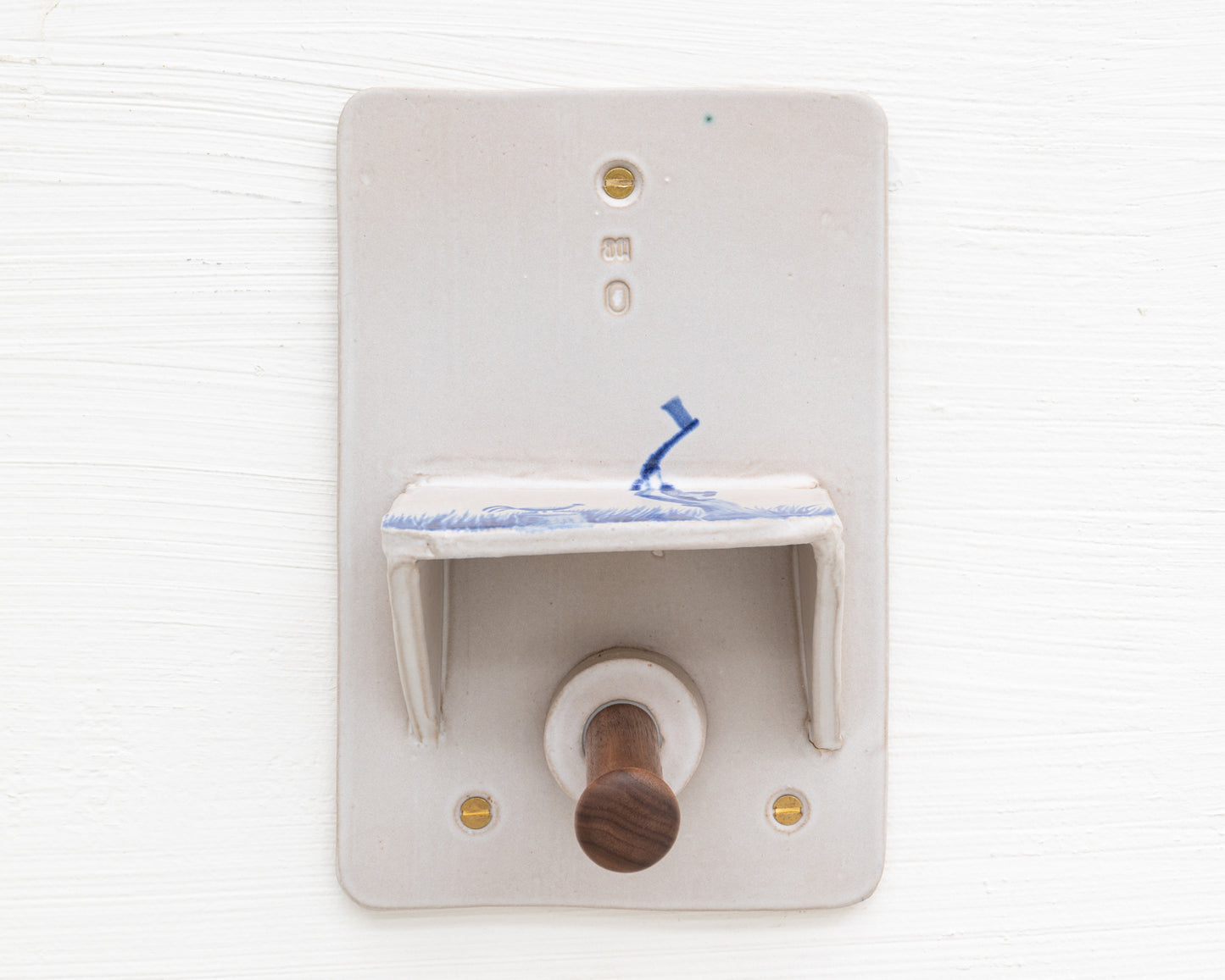 CERAMIC TOILET PAPER HOLDER