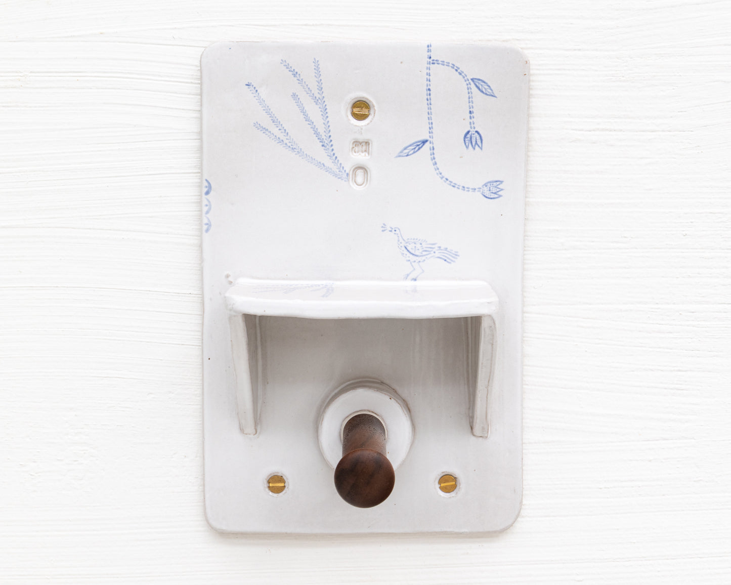 CERAMIC TOILET PAPER HOLDER