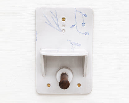 CERAMIC TOILET PAPER HOLDER