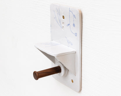 CERAMIC TOILET PAPER HOLDER