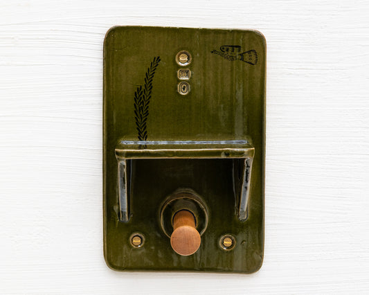 CERAMIC TOILET PAPER HOLDER