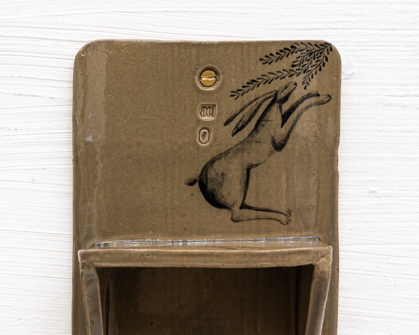 CERAMIC TOILET PAPER HOLDER