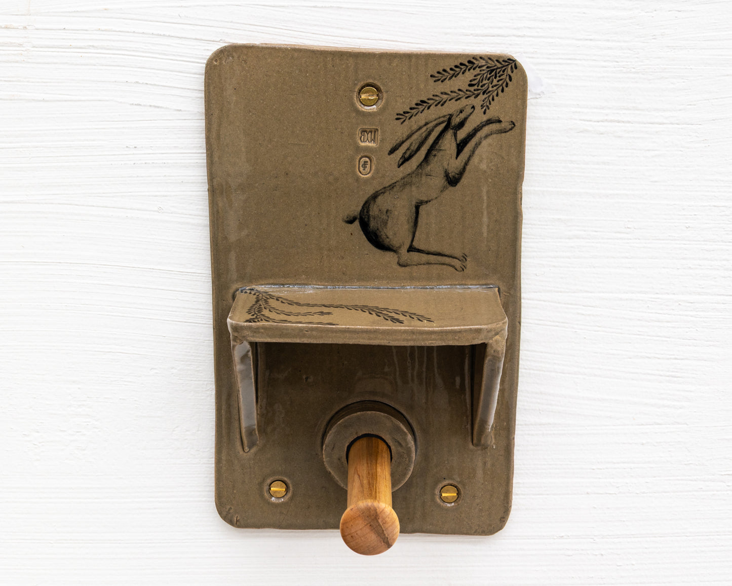 CERAMIC TOILET PAPER HOLDER