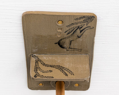CERAMIC TOILET PAPER HOLDER