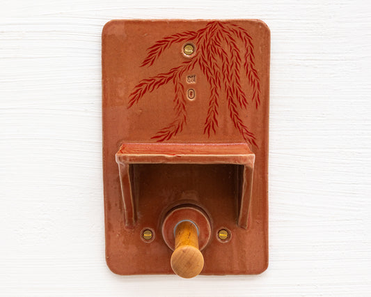 CERAMIC TOILET PAPER HOLDER