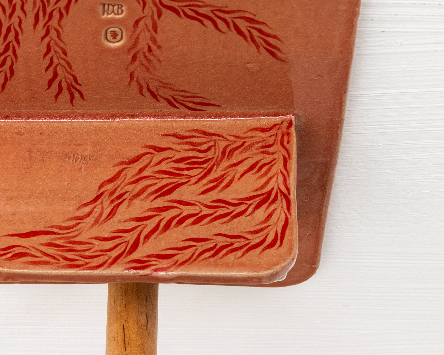 CERAMIC TOILET PAPER HOLDER