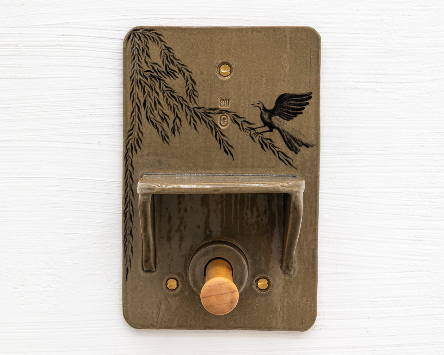 CERAMIC TOILET PAPER HOLDER