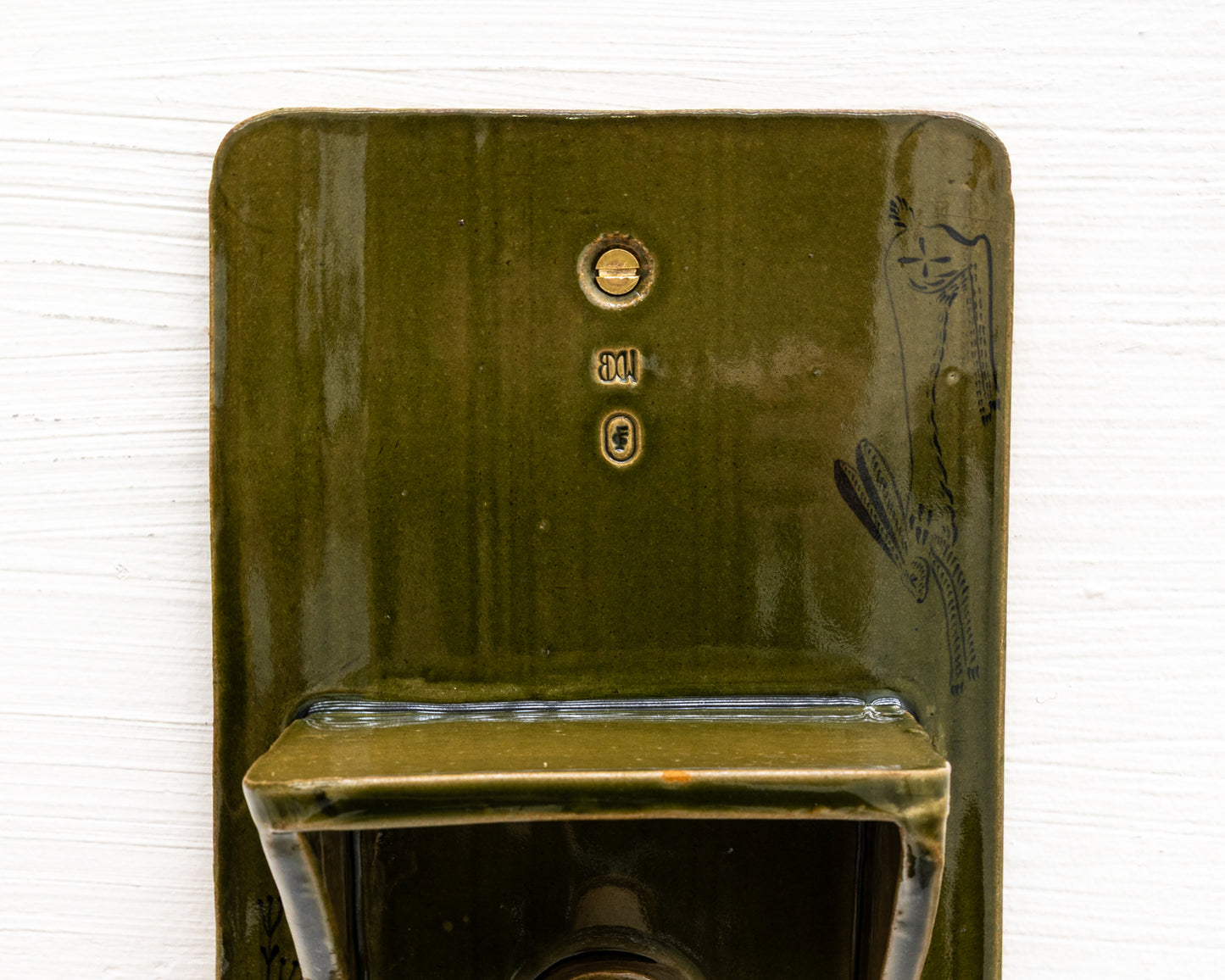CERAMIC TOILET PAPER HOLDER