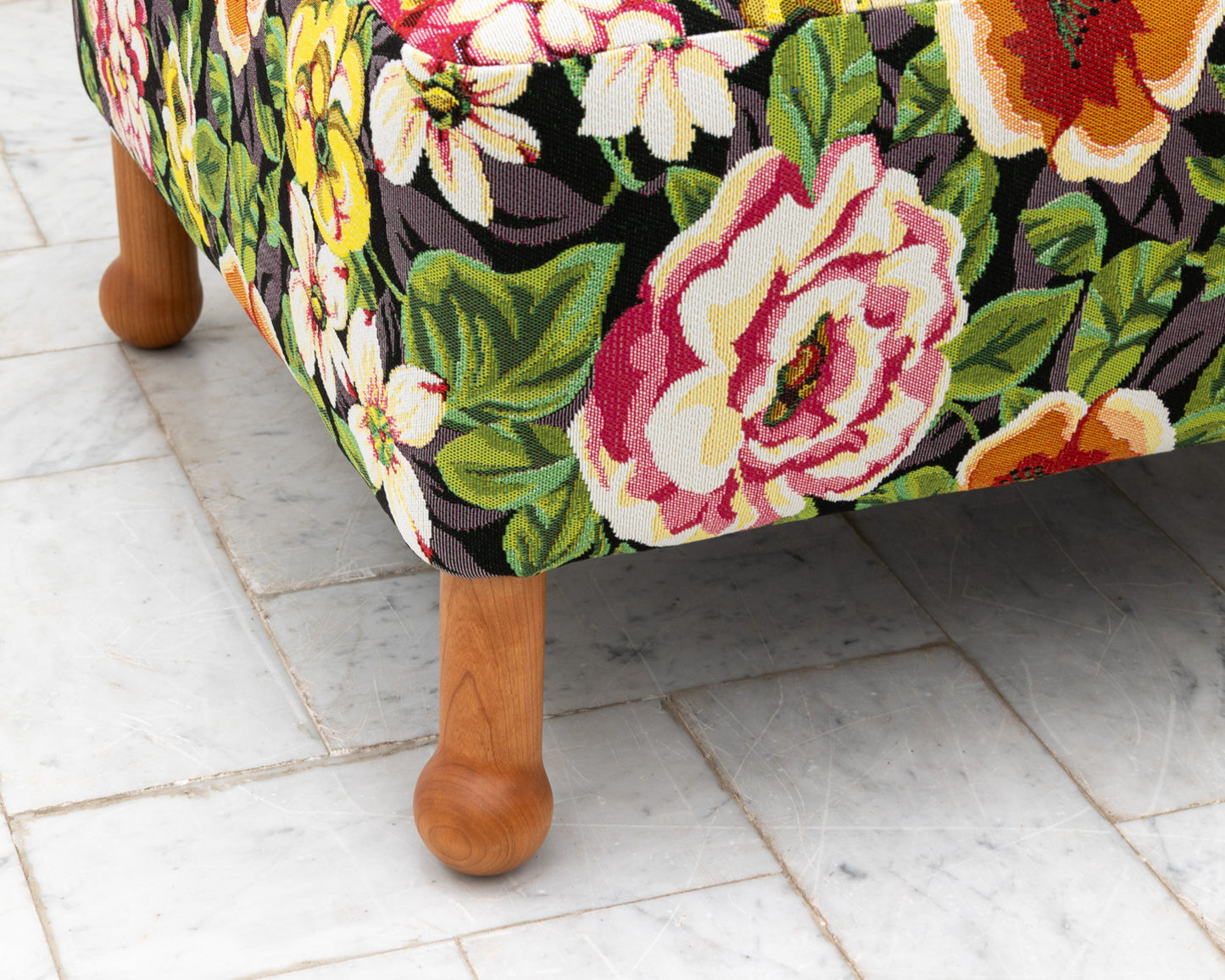 MABEL OTTOMAN - 30", BDDW FABRIC #340, CHERRY FEET
