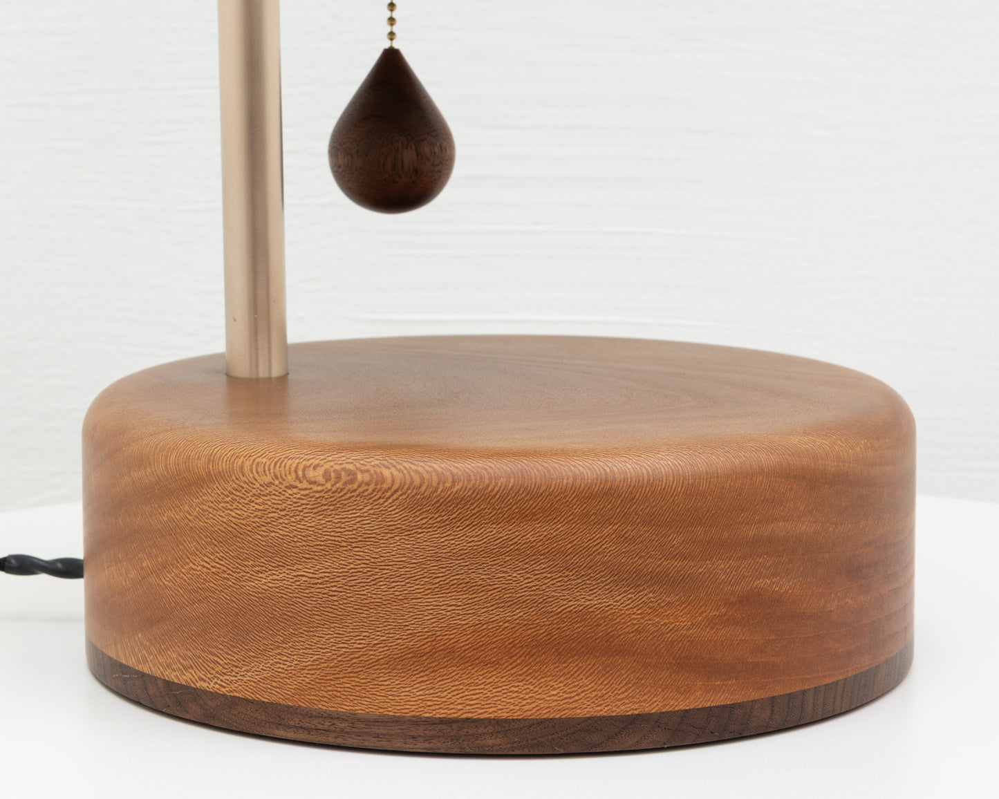 HUBEY LAMP