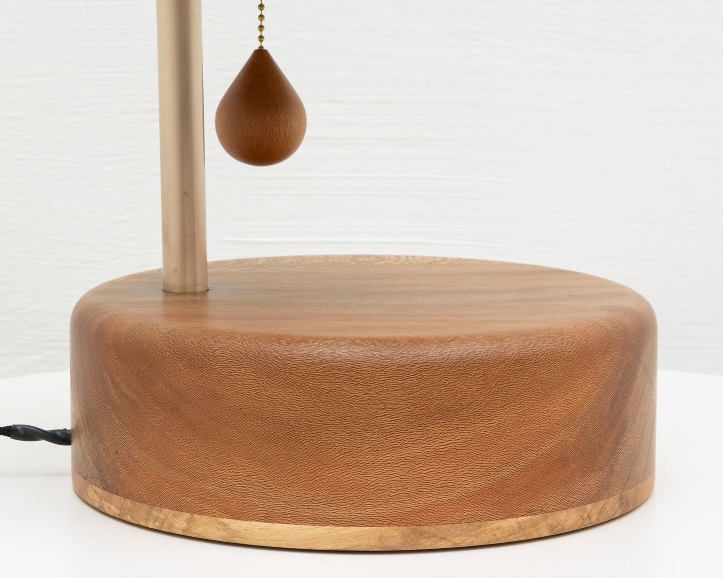 HUBEY LAMP