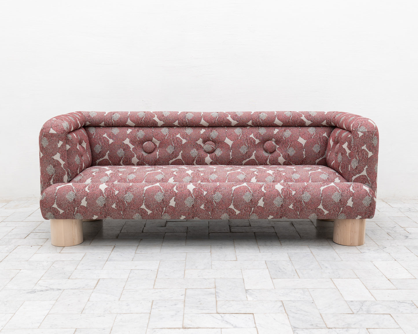 SEV-DRULO SOFA - 7', BDDW FABRIC #274, NATURAL MAPLE FEET