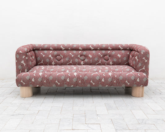 SEV-DRULO SOFA - 7', BDDW FABRIC #274, NATURAL MAPLE FEET
