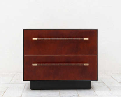MAPPER SIDE TABLE - 25" L, GRAPHITE LACQUER EXTERIOR, NATURAL MULLED LEATHER FACES