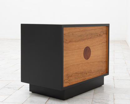 MAPPER SIDE TABLE - 25" L, GRAPHITE LACQUER EXTERIOR, NATURAL MULLED LEATHER FACES