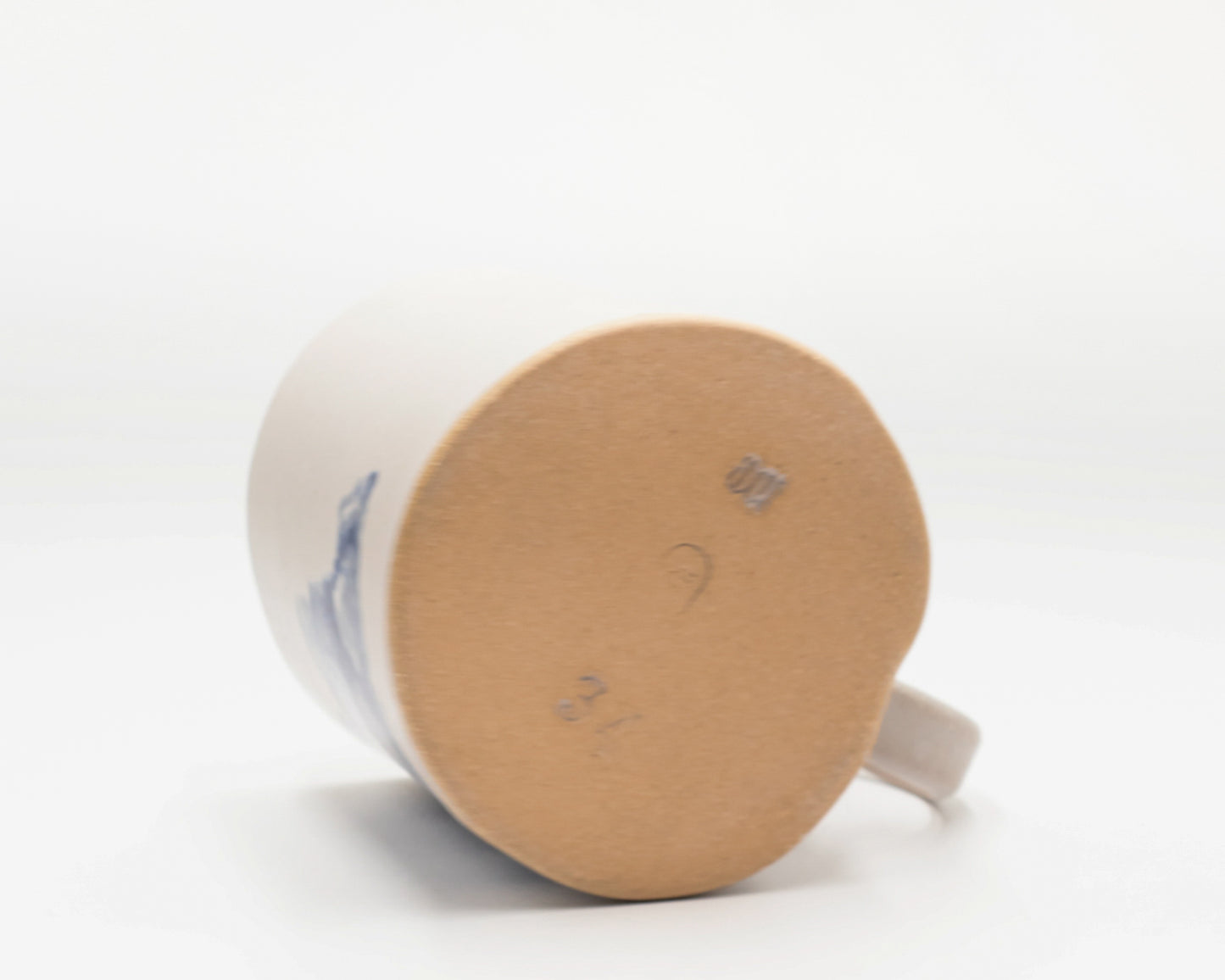 HAND-PAINTED CERAMIC COFFEE MUG - #5234