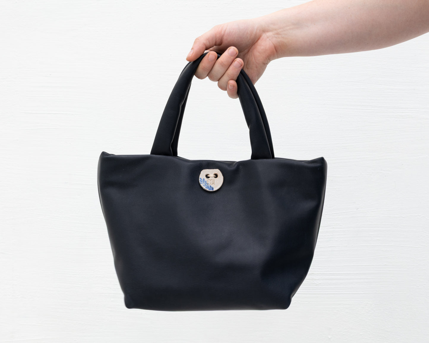 MINI LEATHER TOTE IN NAVY