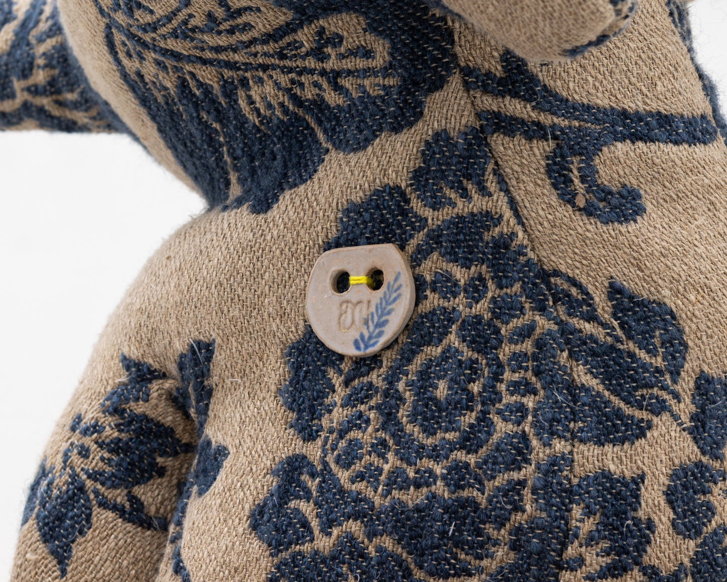 BDDW PILLOW - ELEPHANT IN BDDW FABRIC #012