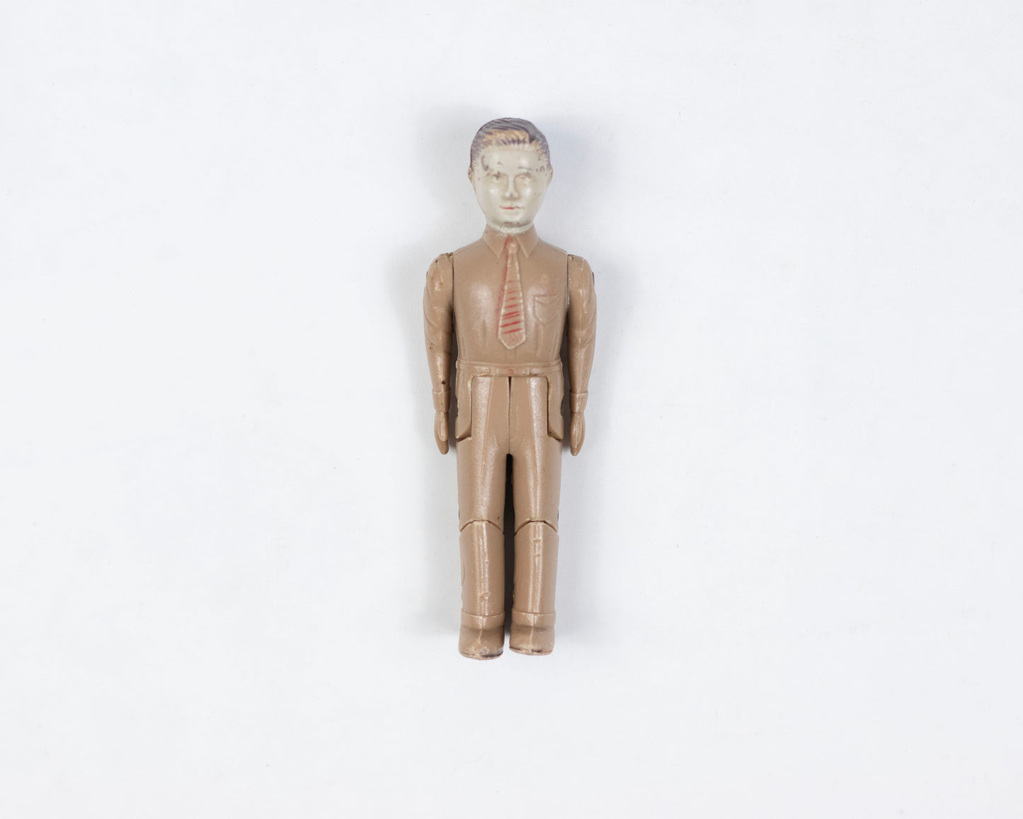 VINTAGE MID-CENTURY RENWAL JOINTED DOLLHOUSE FIGURES