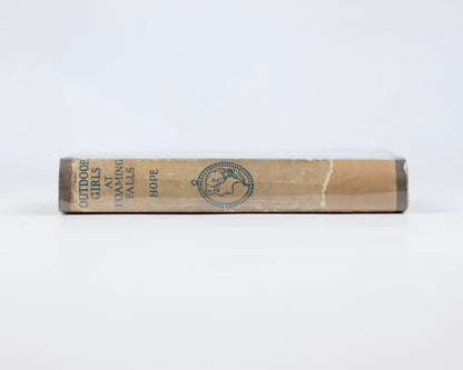 VINTAGE 1925 COPY OF "THE OUTDOOR GIRLS AT FOAMING FALLS" BY LAURA LEE HOPE