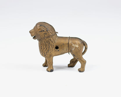 VINTAGE A.C. WILLIAMS CAST IRON LION COIN BANK