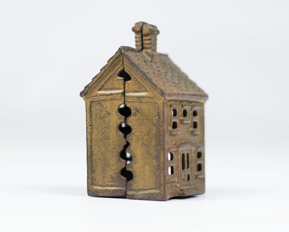 VINTAGE 1930S A.C. WILLIAMS CAST IRON COLONIAL HOME COIN BANK
