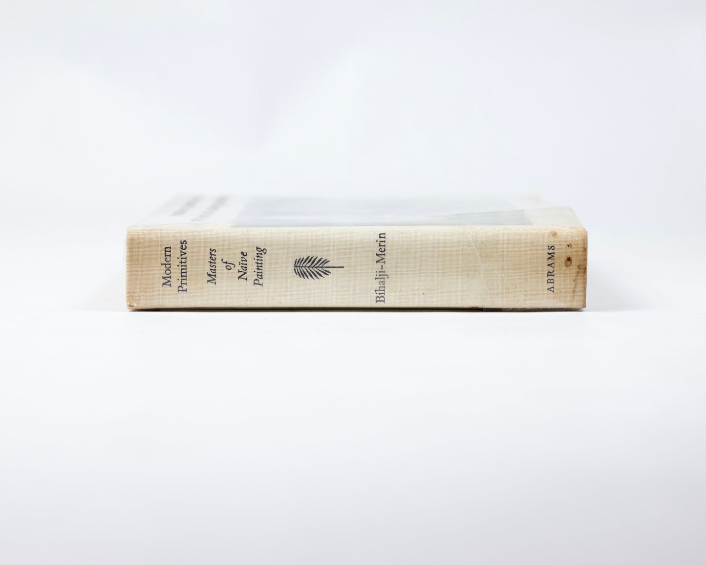 VINTAGE 1959 COPY OF "MODERN PRIMITIVES: MASTERS OF NAIVE PAINTING" BY OTO BIHALJI-MERIN