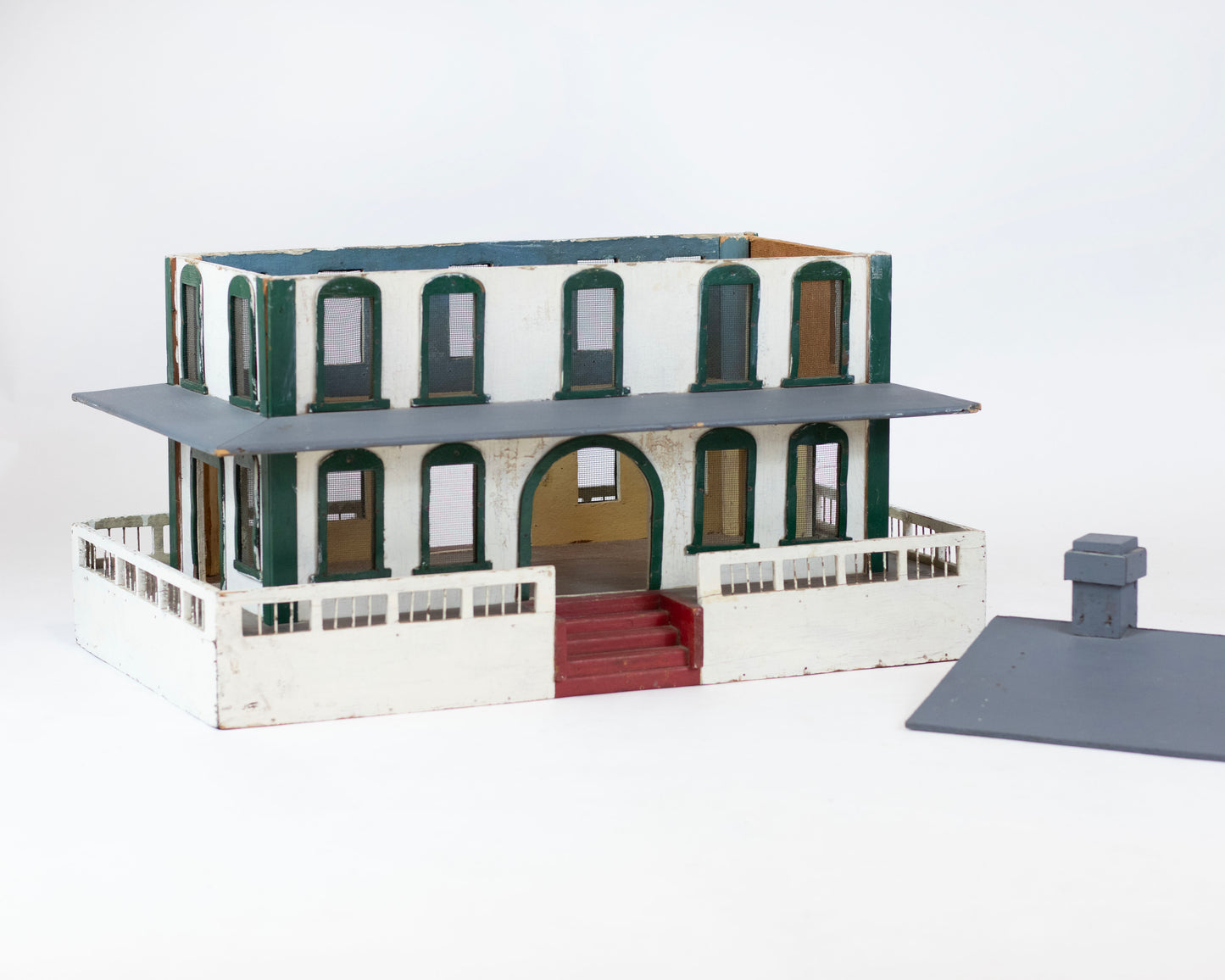 VINTAGE FOLK ART WOODEN TRAIN DEPOT