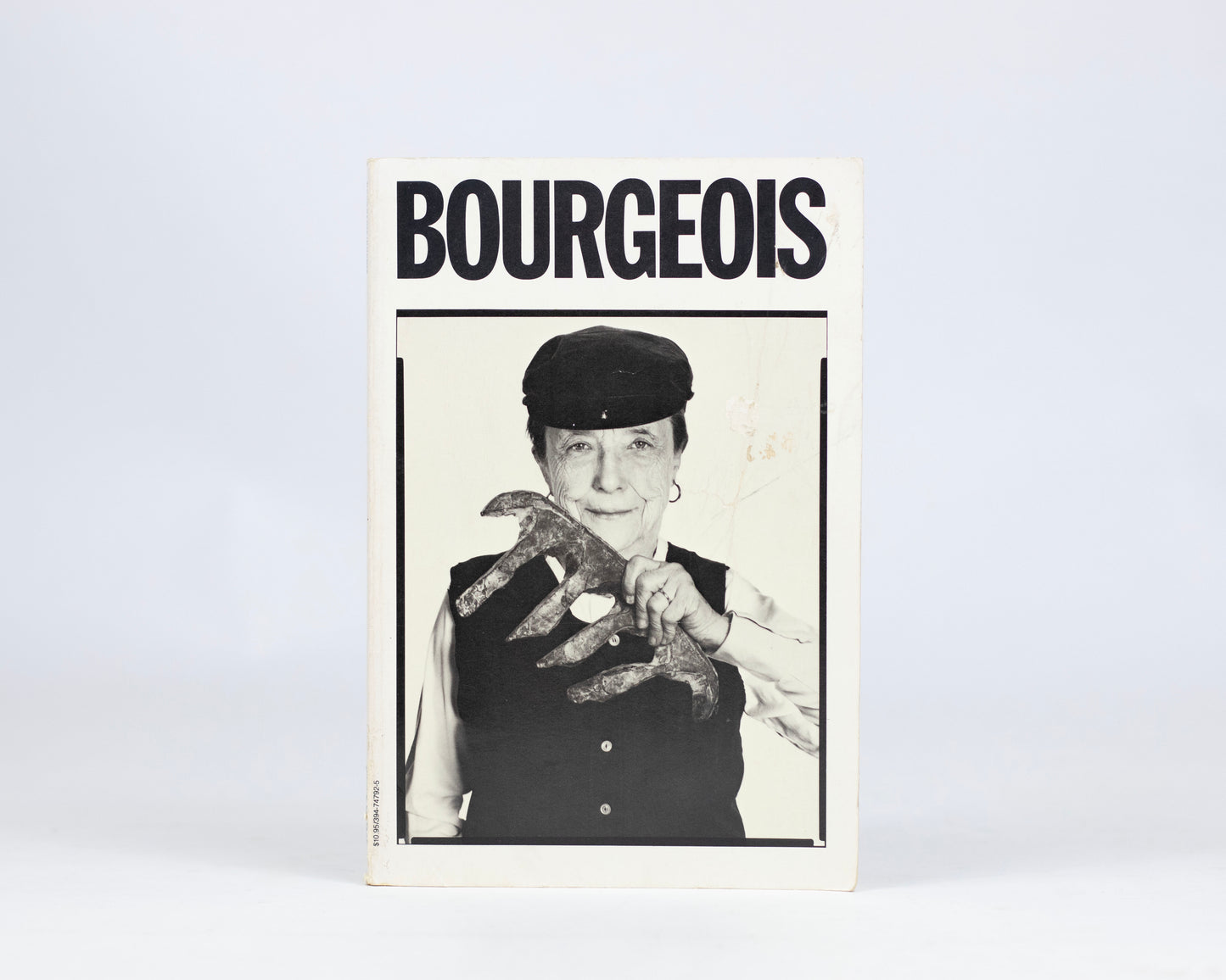 VINTAGE 1988 PAPERBACK COPY OF "BOURGEOIS" BY ELIZABETH AVEDON